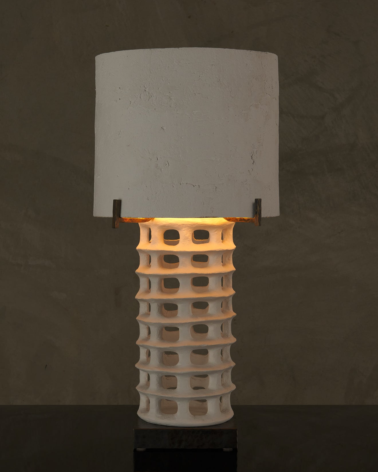 BCW Webbed Table Lamp
